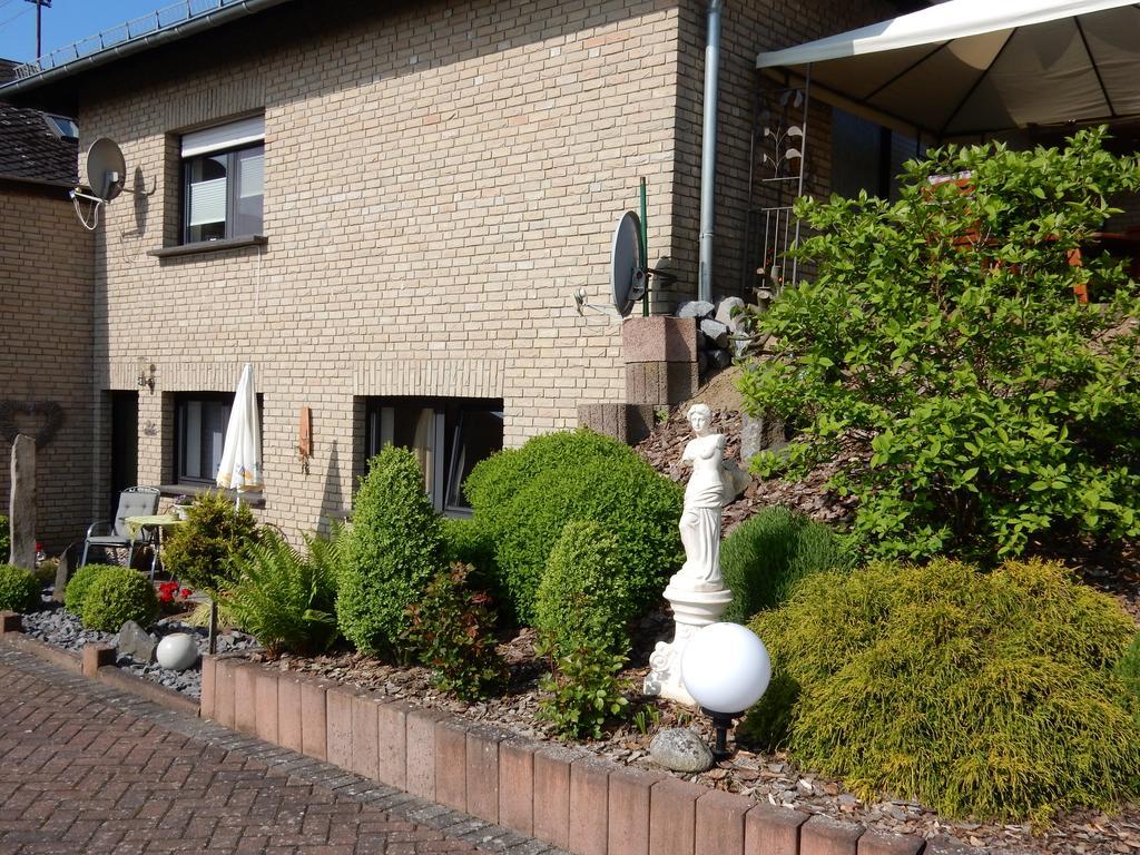 Pension-Jakobs Nachtsheim Exterior photo